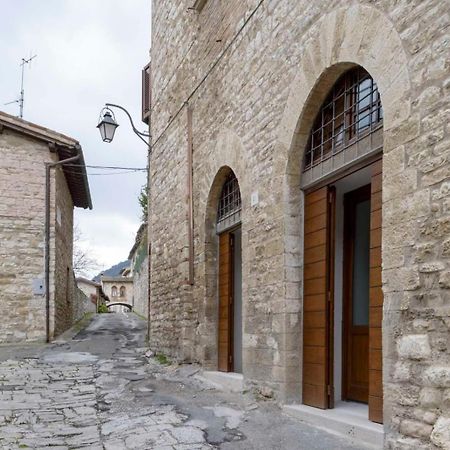 Casa Falcucci グッビオ エクステリア 写真